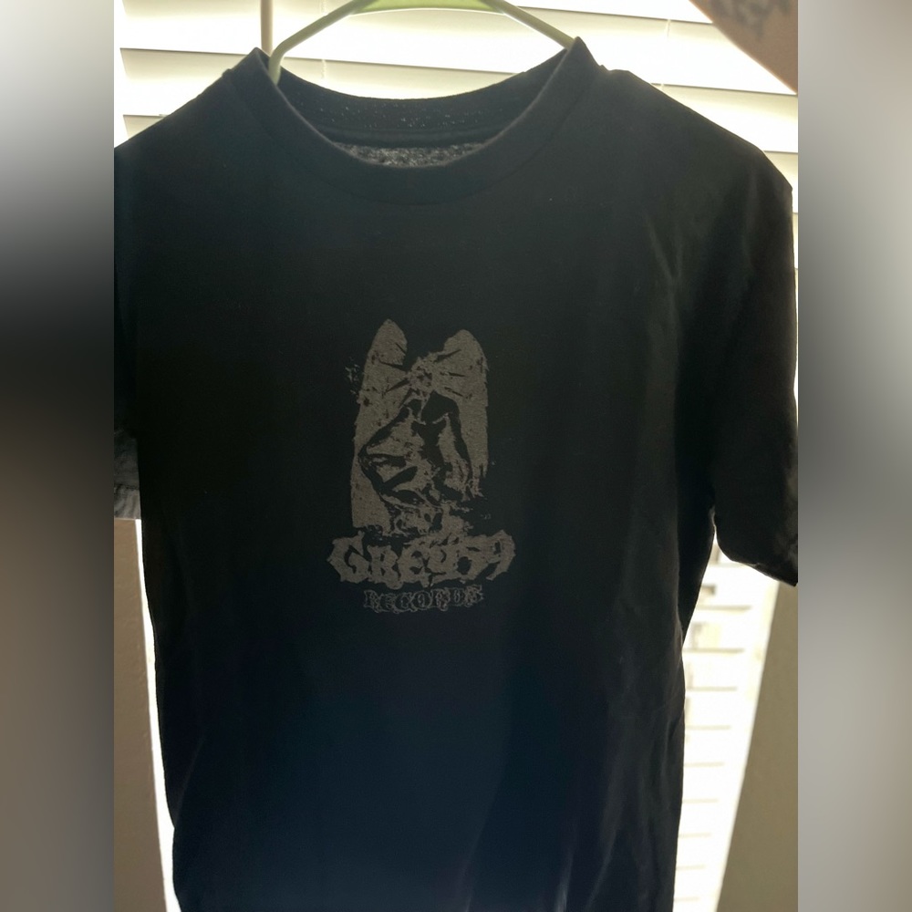 GREY 59 shirt 🫶 hardly ever worn and was very expensive/hard to find